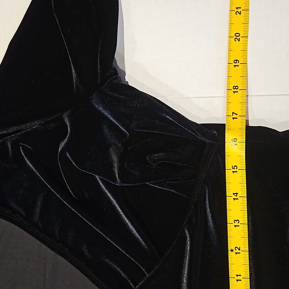 Modcloth Black Cat Print Bodysuit - Picture 11 of 12